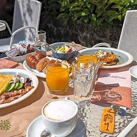 Saint Artemios And Oriental 4*